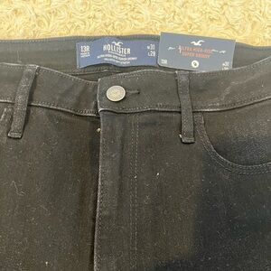 Women's Hollister Black Ultra High-Rise Super Skinny Jean Size: 13R 31W 29L